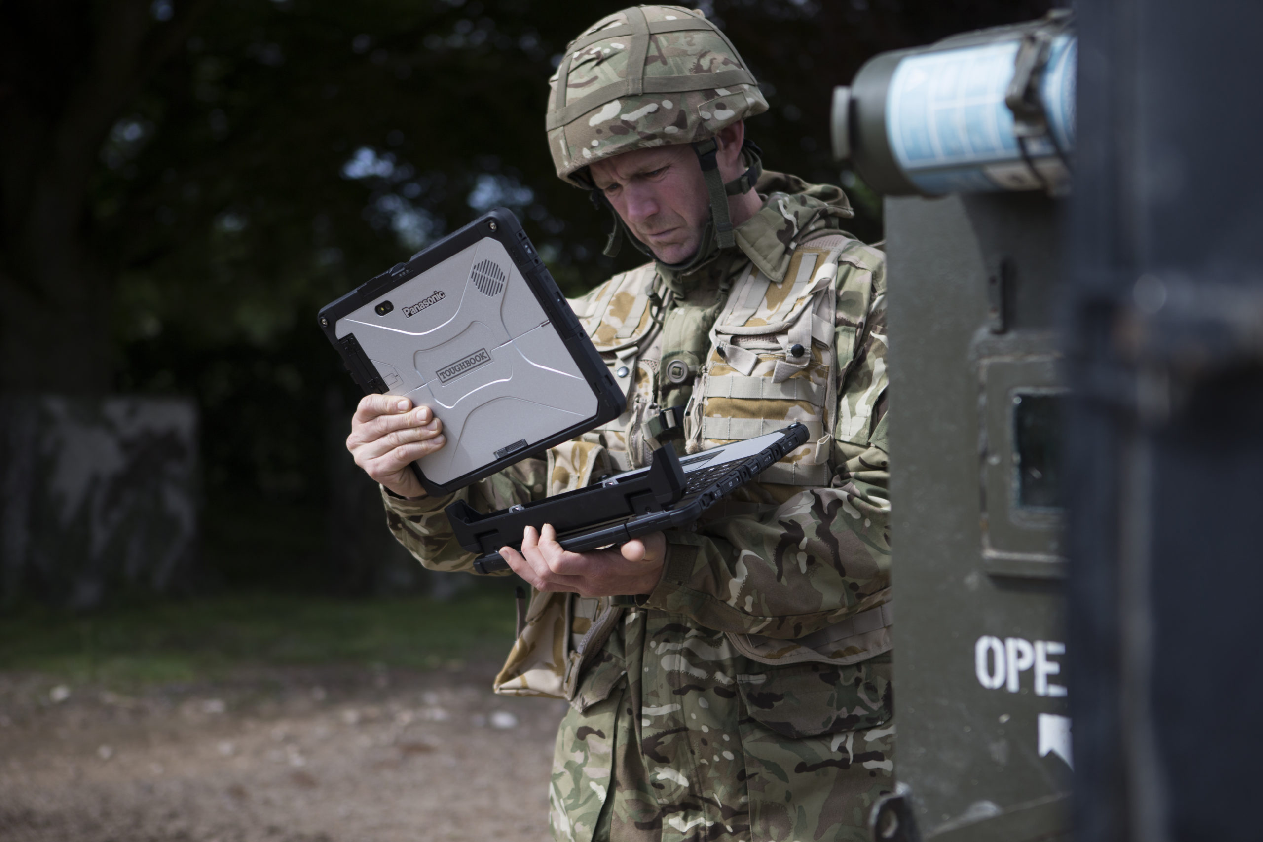 PANASONIC TOUGHBOOK 33 Mk2 2-IN-1 Detachable - i5, 16GB/512GB (UK) - obrazek 12