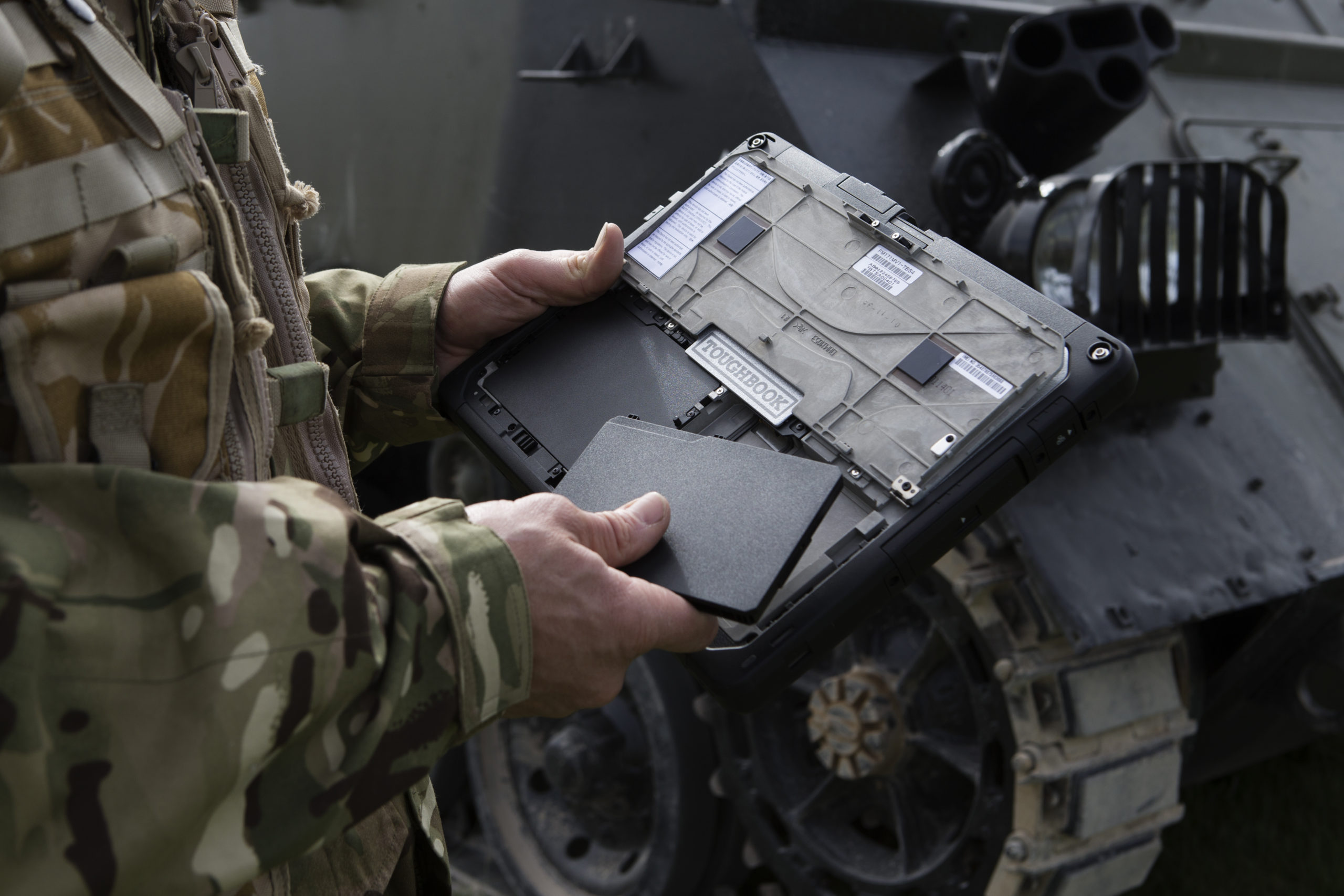 PANASONIC TOUGHBOOK 33 Mk2 2-IN-1 Detachable - i5, 16GB/512GB (UK) - obrazek 10